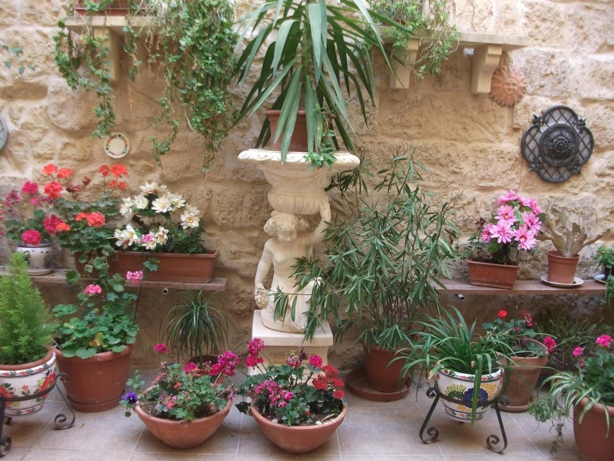 Knights In Malta Bed & Breakfast Naxxar Exterior photo