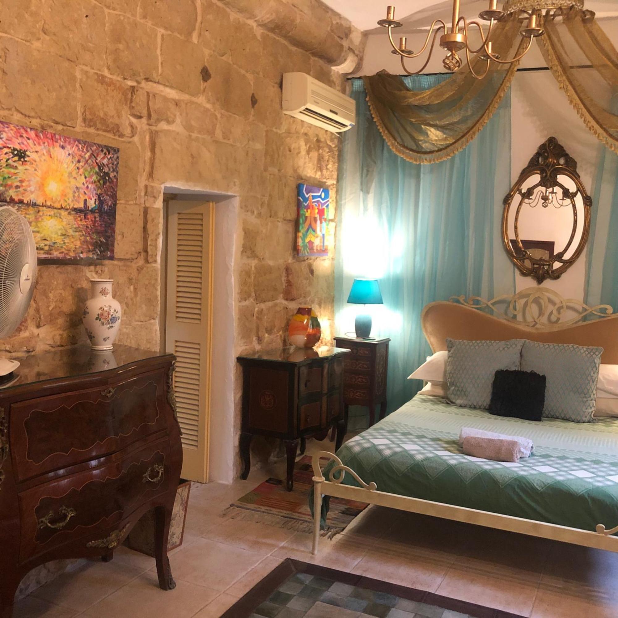 Knights In Malta Bed & Breakfast Naxxar Exterior photo